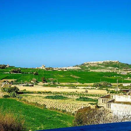 Dar It-torri Kır Evi *